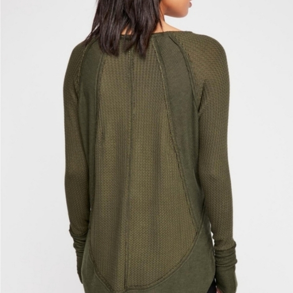 Free People Catalina Thermal Tee Long Sleeves Oversized Slouchy Olive Small EUC - Picture 13 of 15
